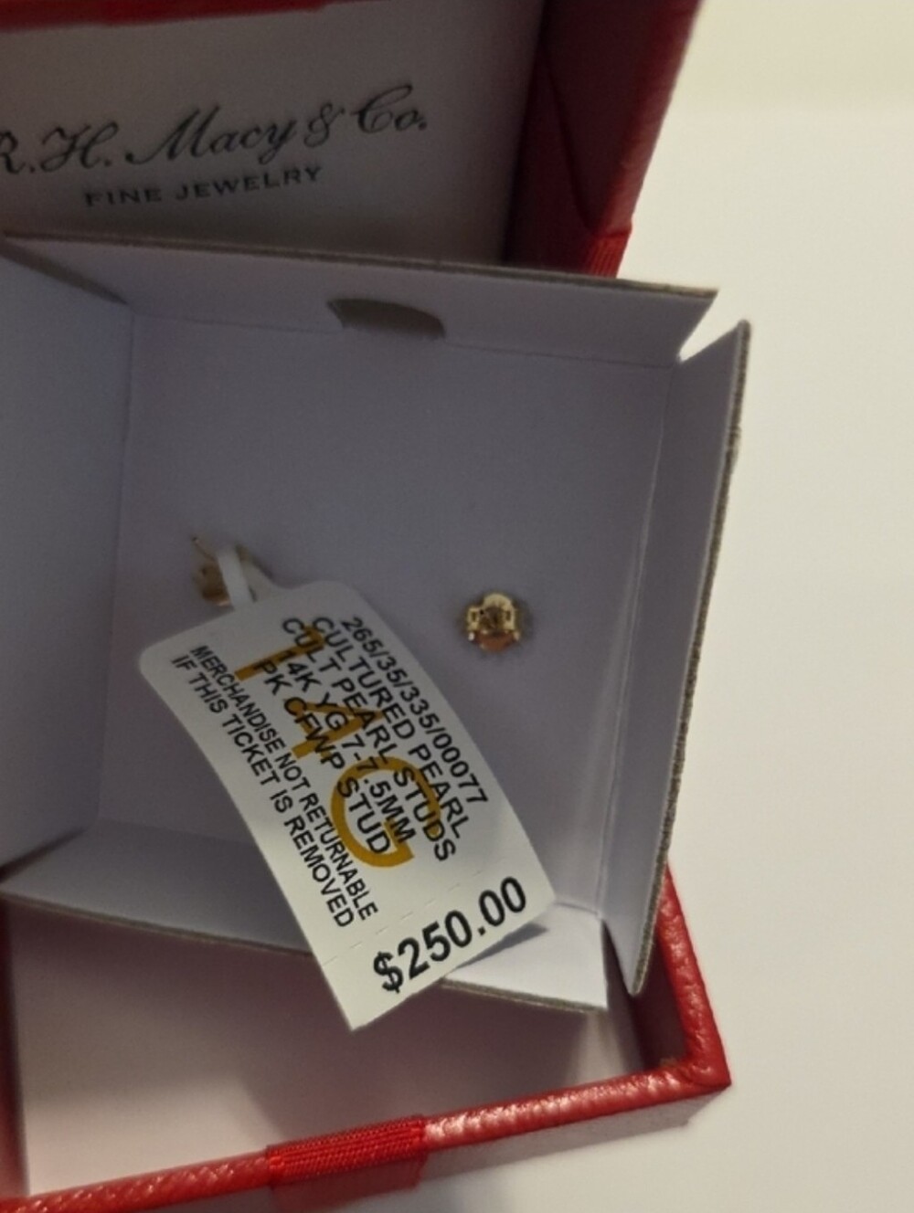 14kt Belle de Mere Cultured Freshwater Pearl Stud Earrings - Picture 11 of 12